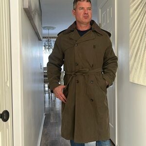 LONDON FOG signature Iconic Double Breasted Trench Coat Liner size large 40R